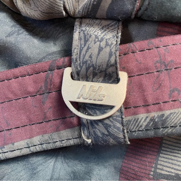 ❌SOLD🏷️Vintage 90s Nils Burgundy Floral Print Ski Jacket - Picture 11 of 15